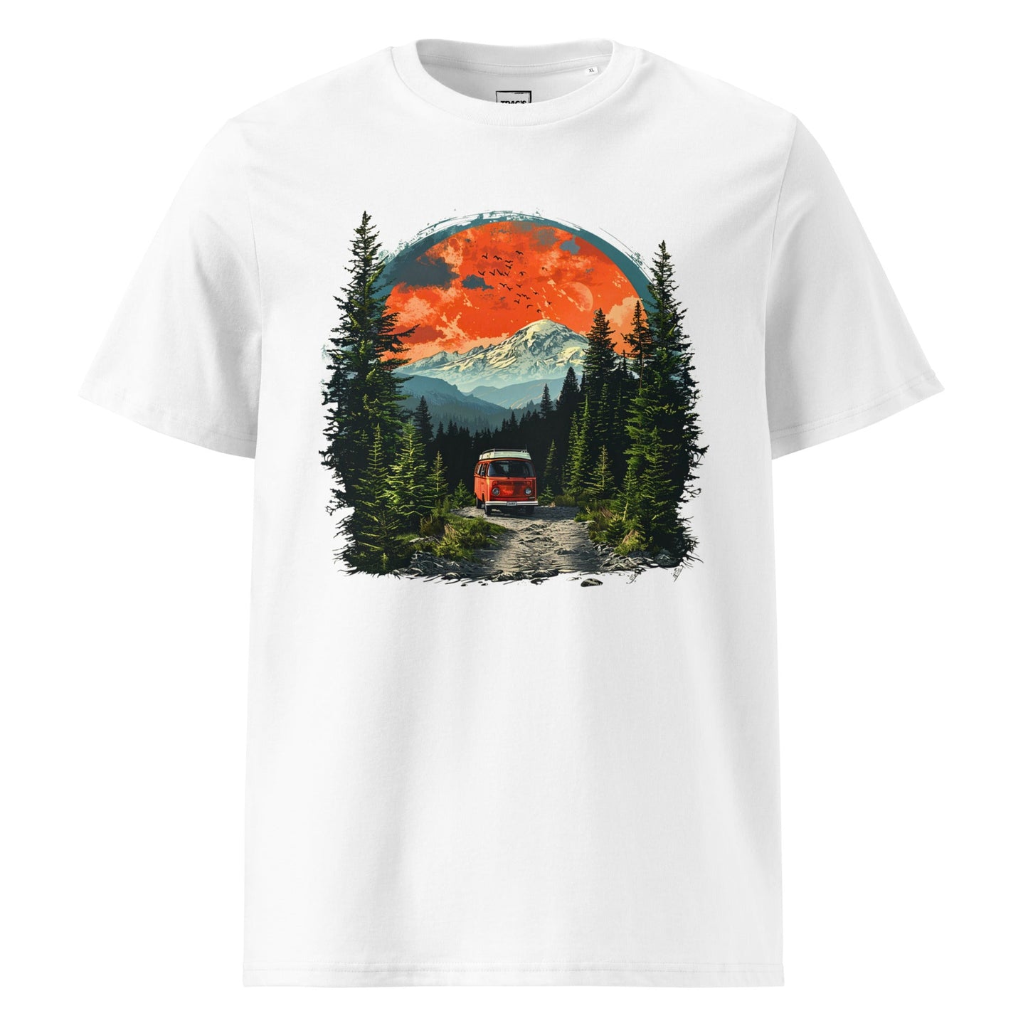 Campervan T-Shirt – Premium Eco, nachhaltiges Bio-Shirt mit Wald- und Bergmotiv