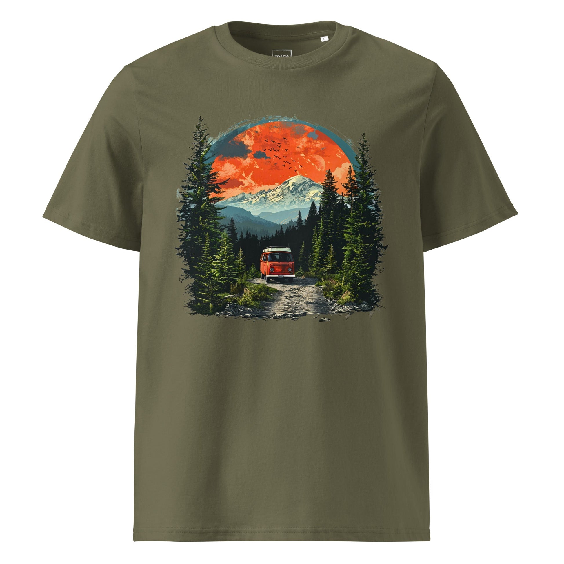 Campervan T-Shirt – Premium Eco, nachhaltiges Bio-Shirt mit Wald- und Bergmotiv